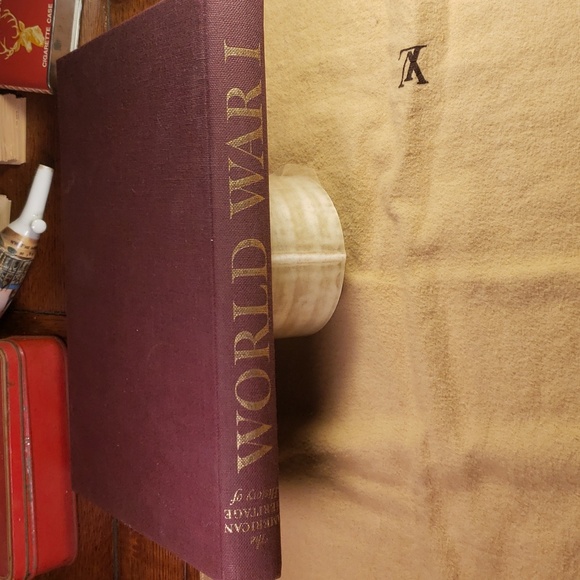 The American Heritage History of World War 1 - Picture 2 of 8